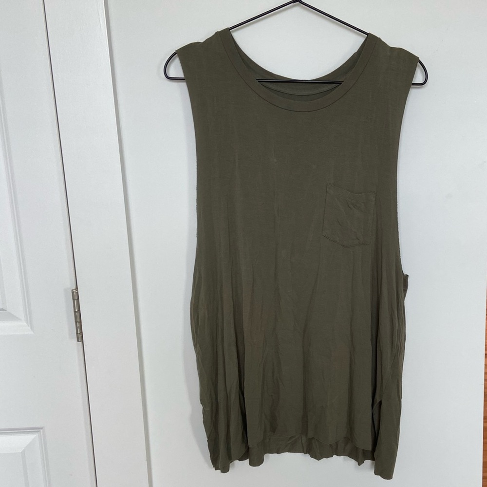 American eagle olive tank
